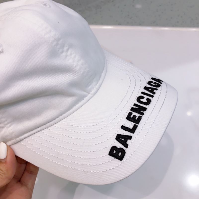 BALENCIAGA